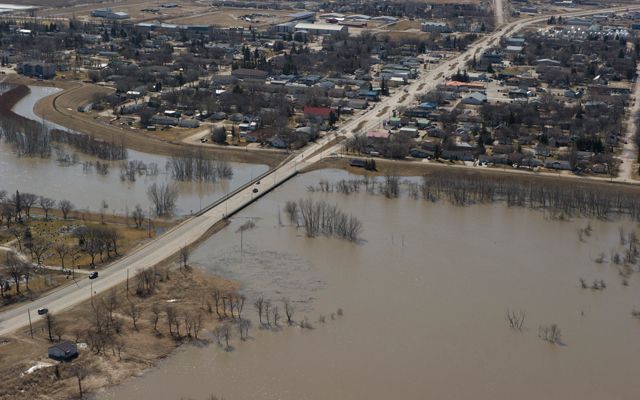 North end Morris River dike at PTH 75 just before closure