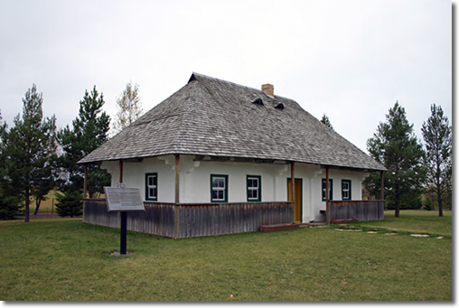 Paulencu House