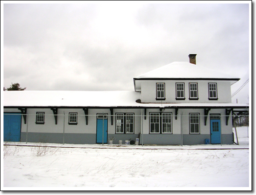 Cranberry Portage Railway Station