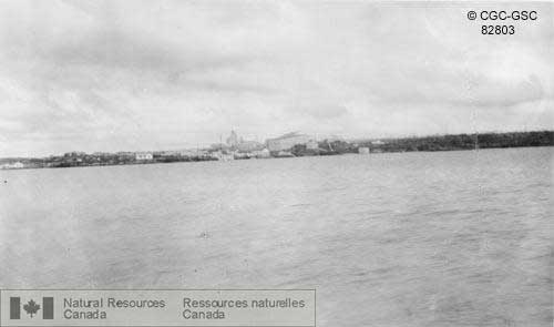 God's Lake gold mine. Mine buildings and settlement. God's Lake, Manitoba.