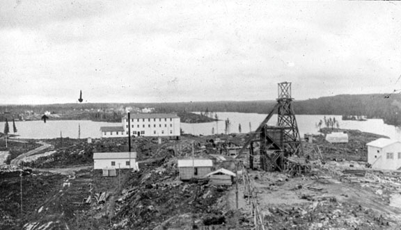 Mine site construction, Sherritt Gordon Mine.