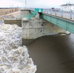 Floodway inlet control structure south of Winnipeg